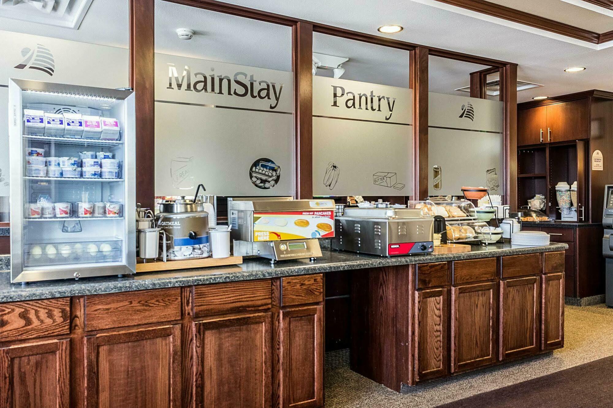 Mainstay Suites Minot Exterior foto